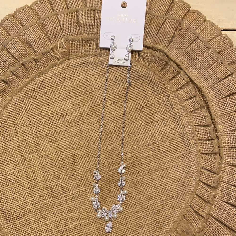Cubic zirconia a necklace and earrings set